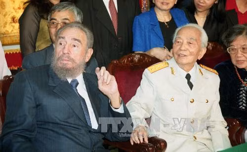 Tình cảm giữa lãnh đạo thế giới và lãnh tụ Cuba Fidel Castro ảnh 2