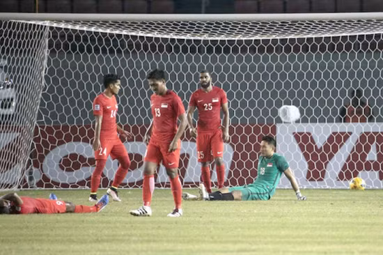 AFF Cup 2016: Singapore tiếc nuối, Thái Lan xây chắc ngôi đầu ảnh 1