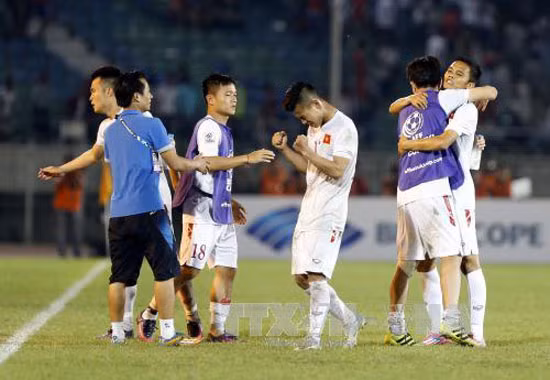AFF SUZUKI CUP 2016: Khi chúng ta ở "chiếu trên"… ảnh 1