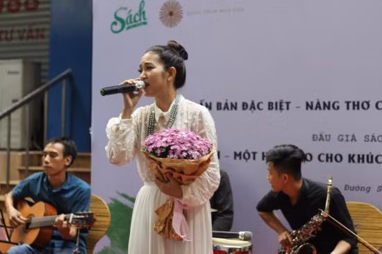 Toạ đàm về "nàng thơ" của người sưu tập ảnh 2