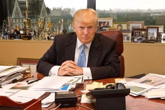 Ông Trump "đốt" 3,7 triệu USD trên trời thời tranh cử ảnh 1