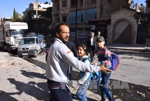 SOHR: Chính phủ Syria oanh tạc Aleppo khiến 32 thường dân thiệt mạng ảnh 1