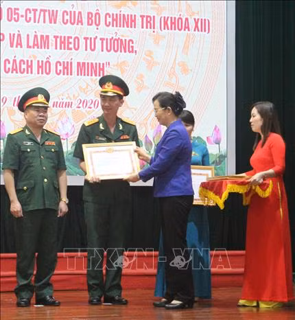 Chú thích ảnh