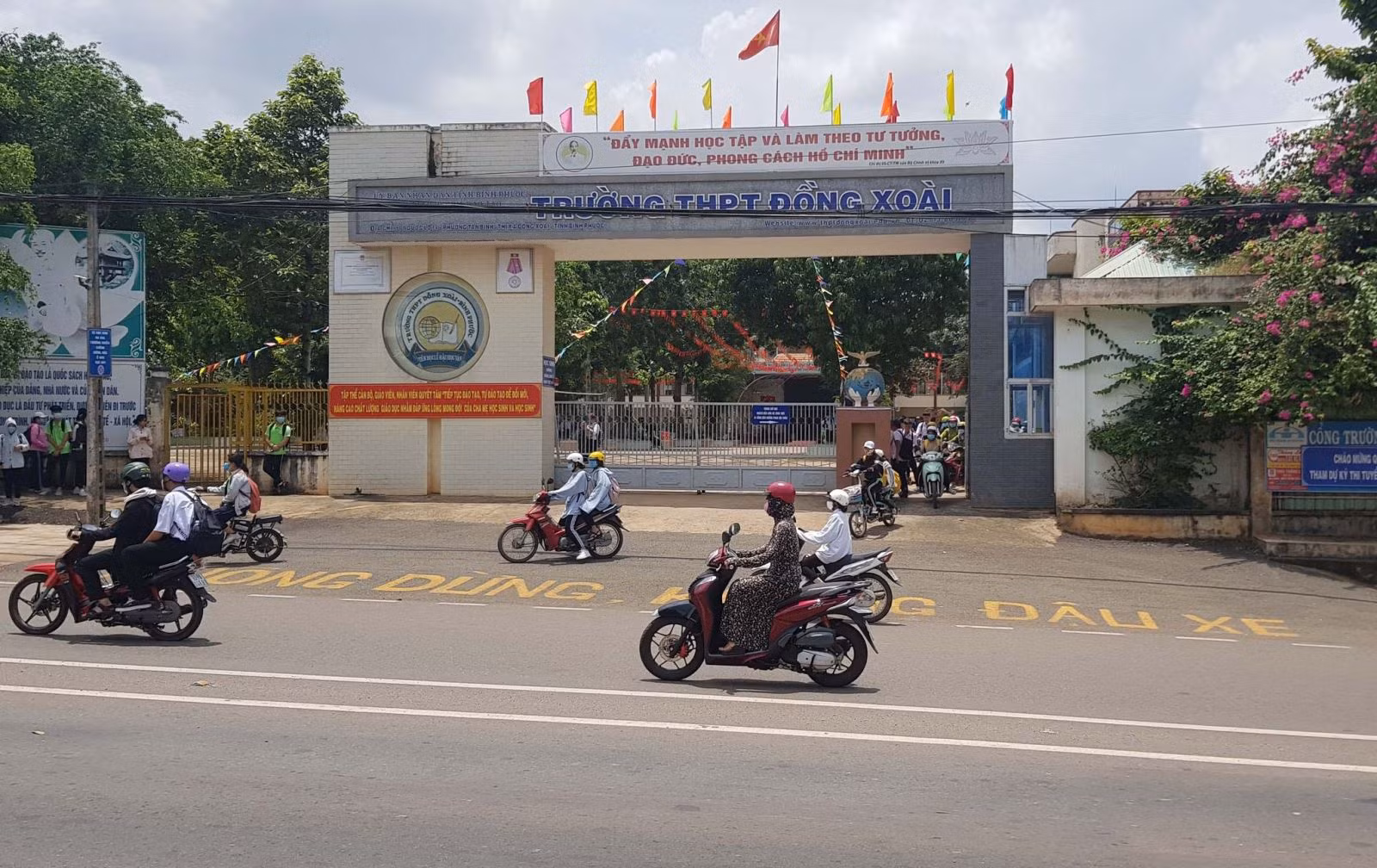 Chú thích ảnh