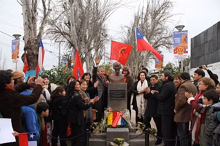 Chile tôn vinh Chủ tịch Hồ Chí Minh ảnh 1