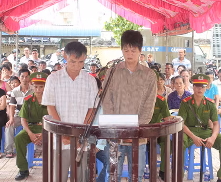 Phạt tù 2 đối tượng 'hôi bia' tại Đồng Nai ảnh 1