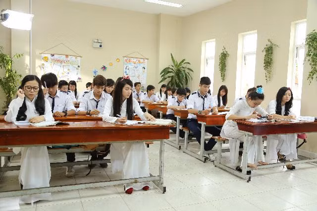 Ra mắt phim 'Đại chiến học đường - 14 ngày đấu trí' ảnh 1