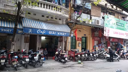 Loạn lấn chiếm vỉa hè tại Hà Nội ảnh 6