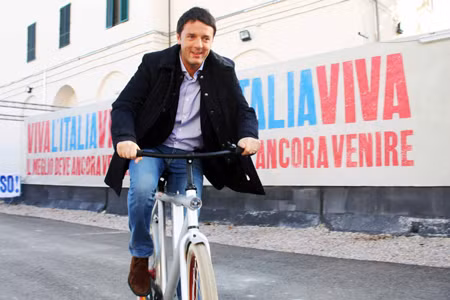 Italy bán xe công vụ hạng sang để cắt giảm chi tiêu ảnh 1