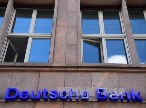 FED yêu cầu Deutsche Bank nộp phạt hàng trăm triệu USD ảnh 1
