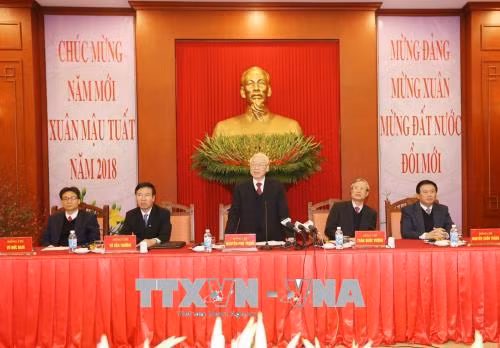 Ban Bí thư Trung ương Đảng gặp mặt trí thức, văn nghệ sỹ tiêu biểu ảnh 1