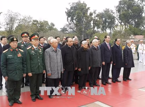 Lãnh đạo Đảng, Nhà nước viếng Lăng Chủ tịch Hồ Chí Minh ảnh 2