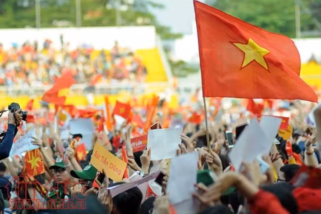 Người hâm mộ thất vọng vì không xin được chữ ký tuyển thủ U23 Việt Nam ảnh 2