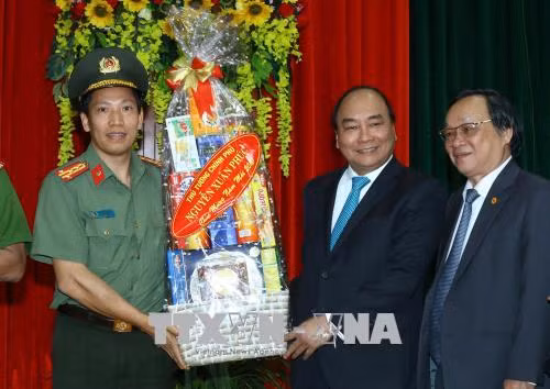 Thủ tướng kiểm tra công tác sẵn sàng chiến đấu của lực lượng vũ trang Đắk Nông ảnh 2