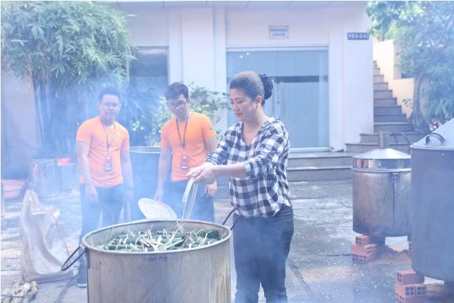 Giúp người nghèo có một cái Tết Nguyên đán ấm áp và đủ đầy ảnh 2