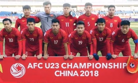 Chủ tịch nước tặng thưởng Huân chương Lao động hạng Nhất cho đội tuyển U23 Việt Nam ảnh 1