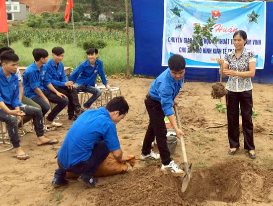 Tạo nguồn đảng viên người dân tộc ngay từ cơ sở ảnh 1