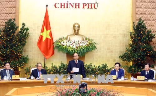 Thủ tướng Nguyễn Xuân Phúc: Phản ứng chính sách nhanh hơn trước tình hình thế giới ảnh 1