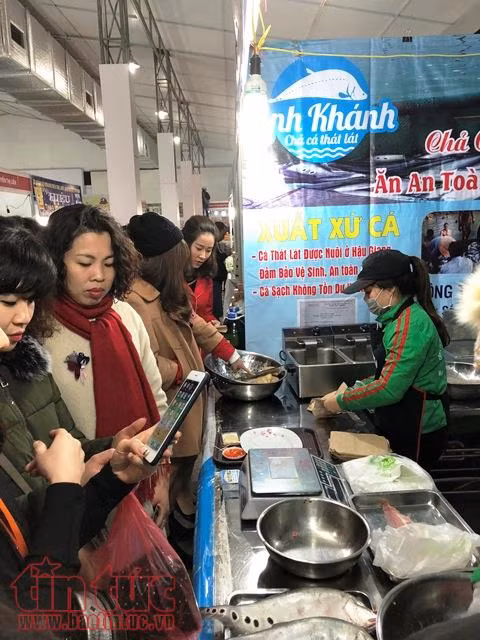 'Săn' đặc sản Việt tại các phiên chợ Tết, chợ Xuân ảnh 3
