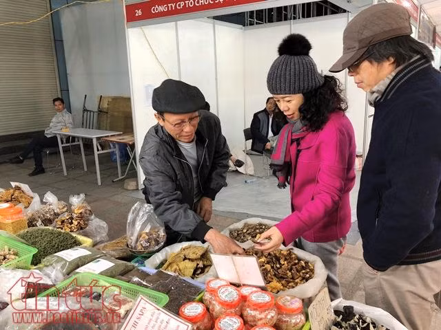 'Săn' đặc sản Việt tại các phiên chợ Tết, chợ Xuân ảnh 5
