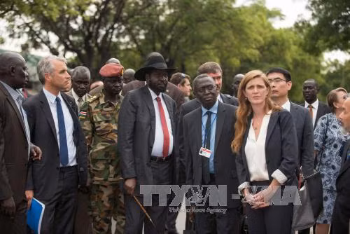 Biểu tình tại Nam Sudan phản đối quyết định cấm vận vũ khí của Mỹ ảnh 1