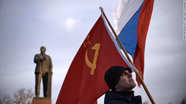 Người Crimea ăn mừng ngay trong đêm ảnh 9