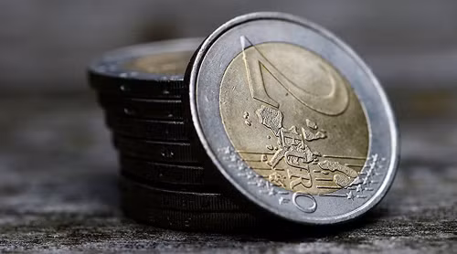 Chủ nhân giải Nobel Kinh tế 2016: Đồng euro là một sai lầm ảnh 1