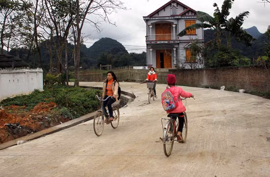 Huyện nghèo Thông Nông trên đà khởi sắc ảnh 2