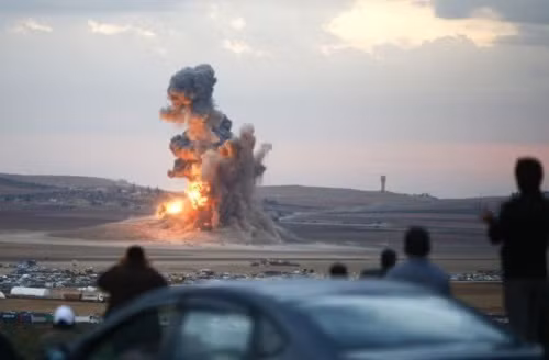 Mỹ tiêu diệt 3 thủ lĩnh hàng đầu của IS ở Syria ảnh 1