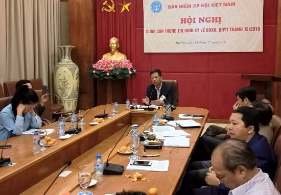 Đã chuyển 200 hồ sơ doanh nghiệp nợ BHXH sang công đoàn khởi kiện ảnh 1