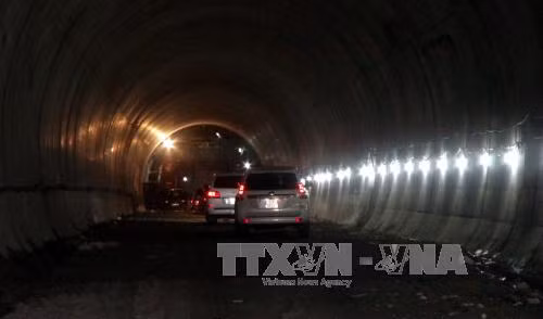 Hầm Đèo Cả, đường sắt Bắc – Nam đã thông xe ảnh 1