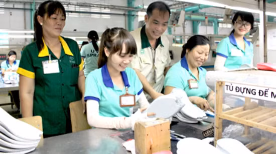 Công nhân ở Đồng Nai được thưởng Tết cao nhất 2 tháng lương ảnh 1