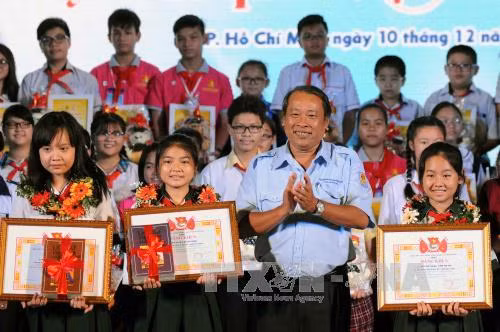 Trao giải cuộc thi “Em yêu Tổ quốc Việt Nam” ảnh 1