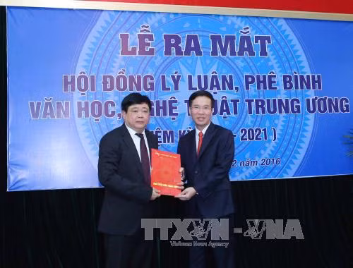Ra mắt Hội đồng Lý luận, phê bình văn học, nghệ thuật Trung ương ảnh 1
