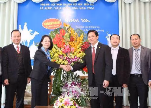 Đồng chí Trương Thị Mai chúc mừng Giáng sinh Hội thánh Tin lành Việt Nam ảnh 1