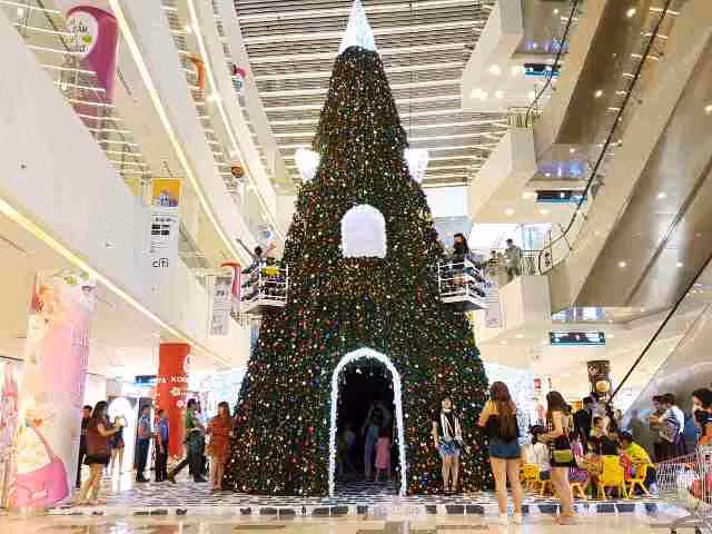 SC VivoCity đón Noel và Năm mới với cây thông khổng lồ 12m ảnh 1