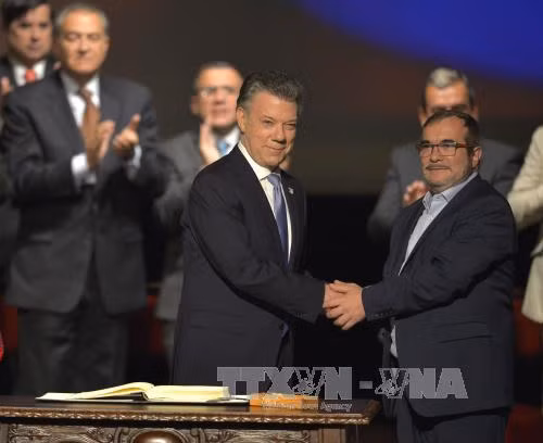 Colombia: FARC bắt đầu tiến trình giải giáp vũ khí ảnh 1