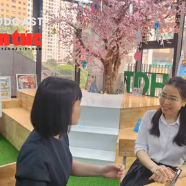 Cô giáo Bùi Thị Thanh Hòa, Giáo viên Ngữ văn, Trường THCS Trần Duy Hưng (Hà Nội) chia sẻ với phóng viên.