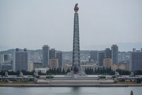 Một ngày mới ở Bình Nhưỡng ảnh 1