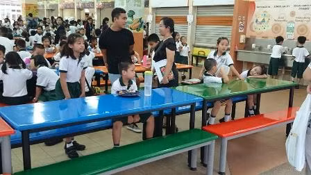 Singapore coi trọng tính thực tiễn trong giáo dục ảnh 1