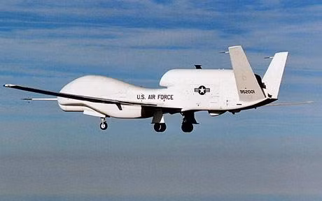 Pakistan yêu cầu Mỹ ngừng tấn công bằng UAV ảnh 1