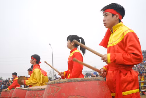 Những pha đấu nảy lửa ở hội chọi trâu Hà Nội ảnh 8