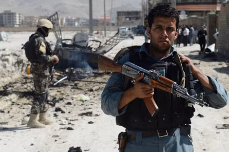 Dinh tổng thống Afghanistan bị tấn công ảnh 1