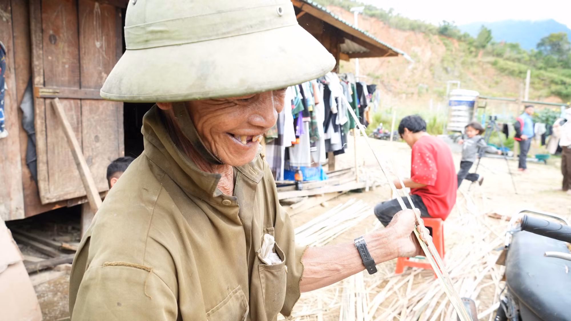 Đời sống ổn định của người dân thôn Ngọc Nang.