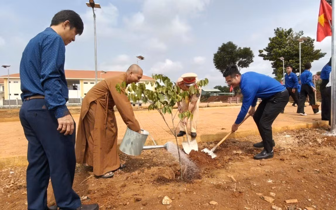 Công trình “Vườn cây thanh niên” tại khu vực công viên xã Bù Gia Mập.