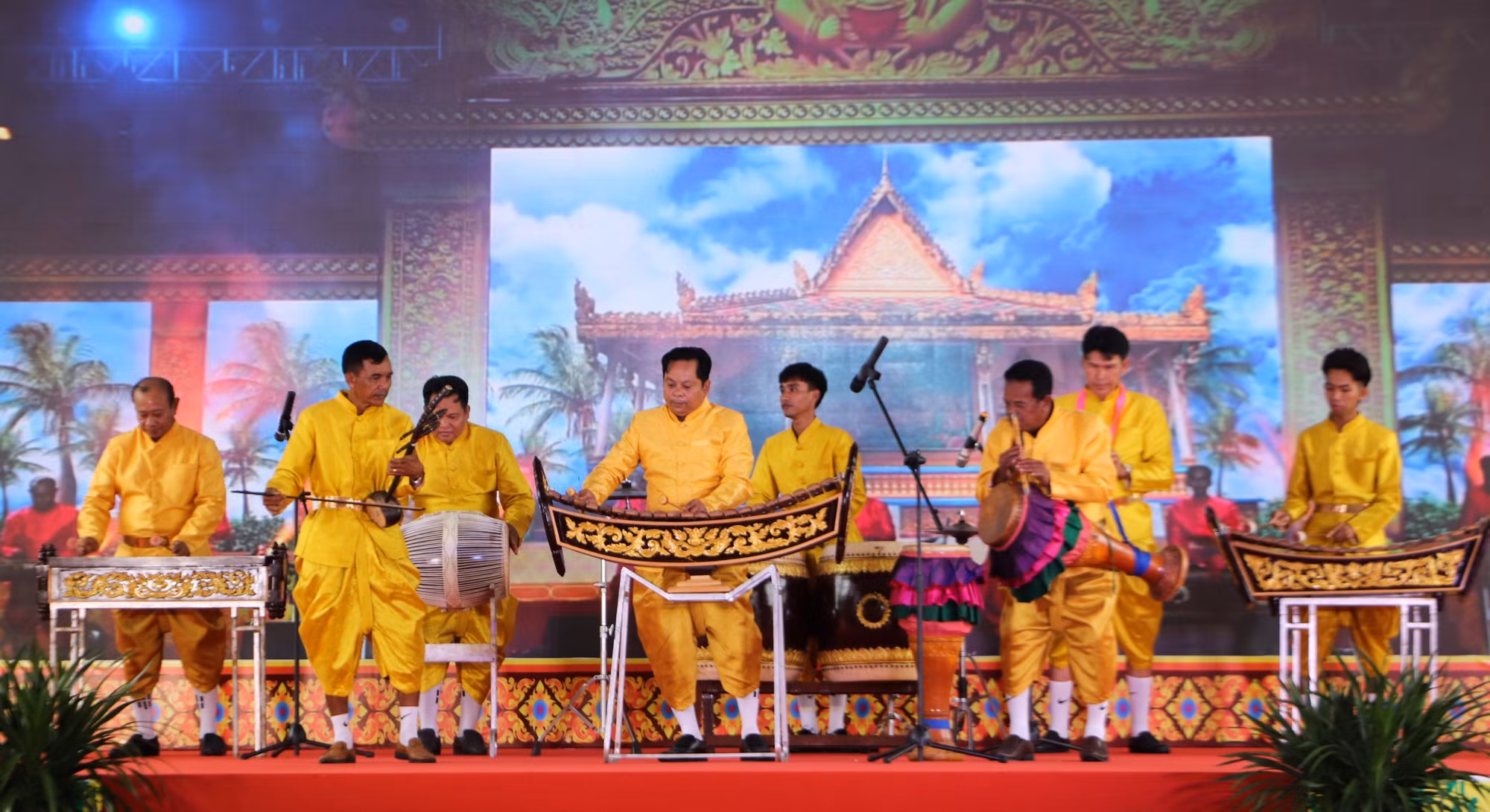 Tiết mục văn nghệ tại chương trình. Ảnh: Hồng Thái/TTXVN