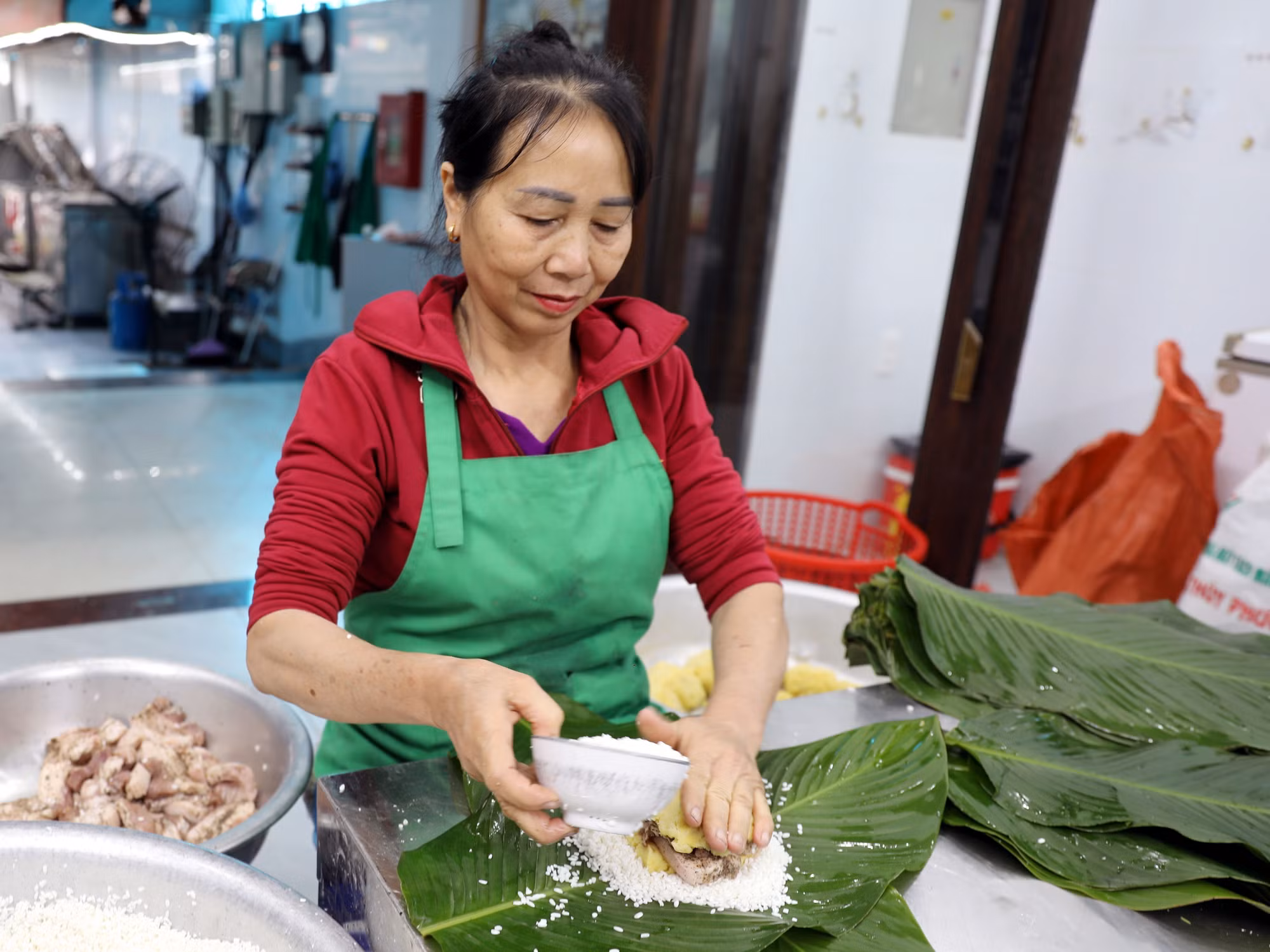 Nghề làm bánh chưng ở Cát Trù, xã Hùng Việt, đã có từ lâu đời, trở thành nét văn hóa đặc trưng mỗi dịp xuân về trên đất Tổ.