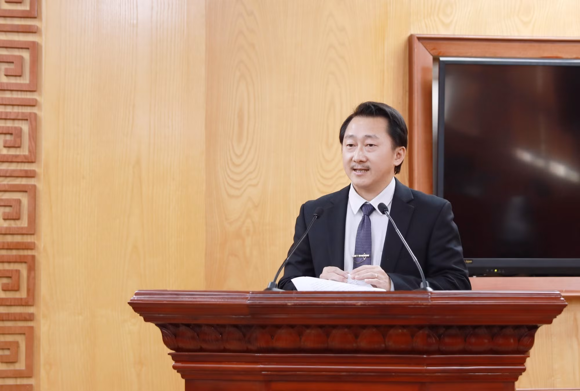Phó Bí thư Thường trực Tỉnh ủy Lai Châu Sùng A Hồ phát biểu.