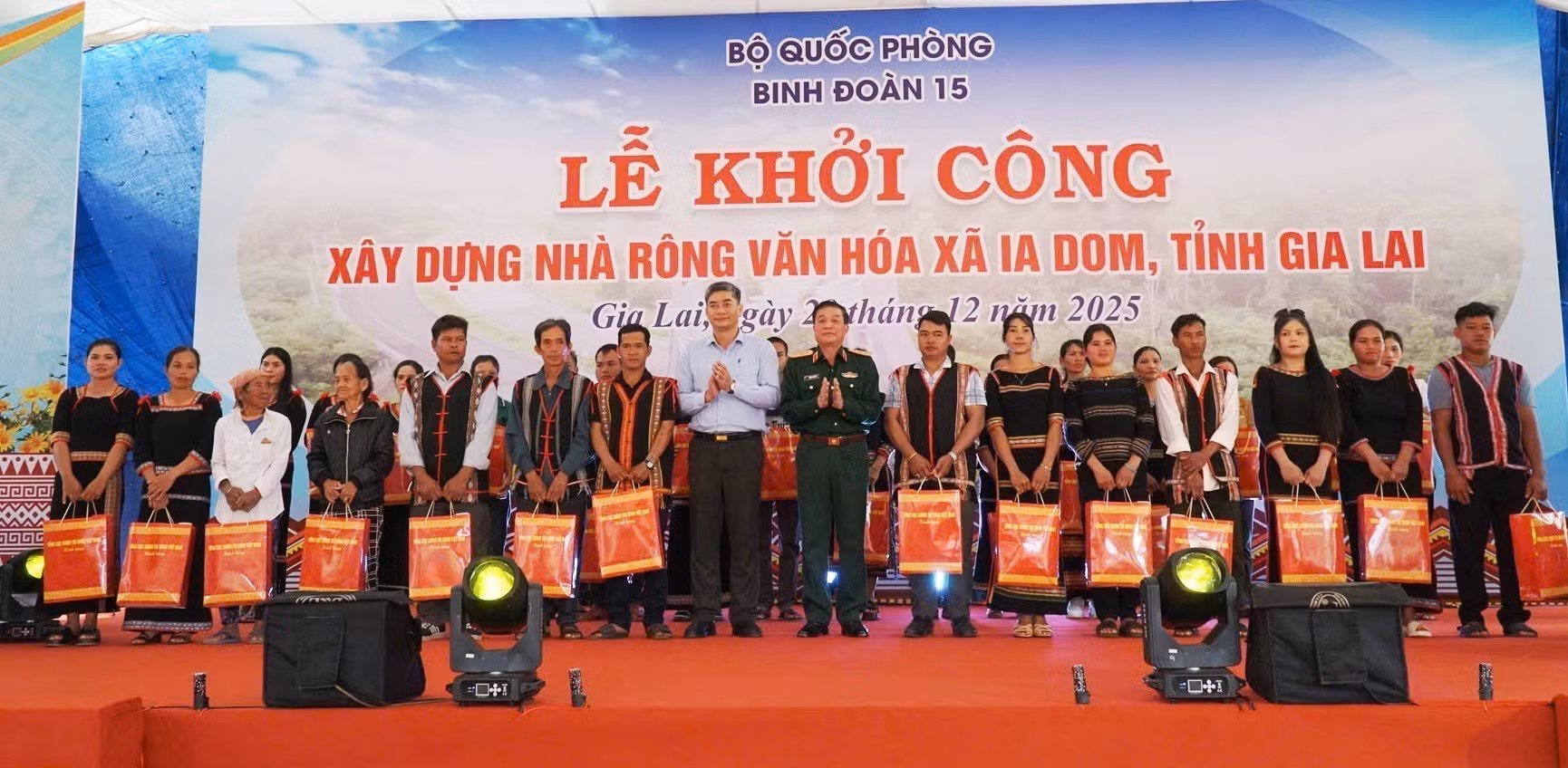 nha-rong3-2812.jpg