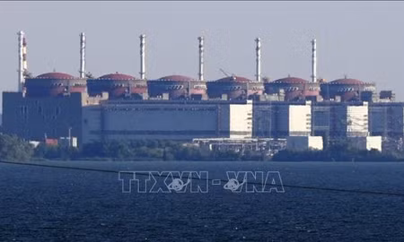 Hiện trường sau vụ Liên bang Nga không kích thành phố Zaporizhzhia